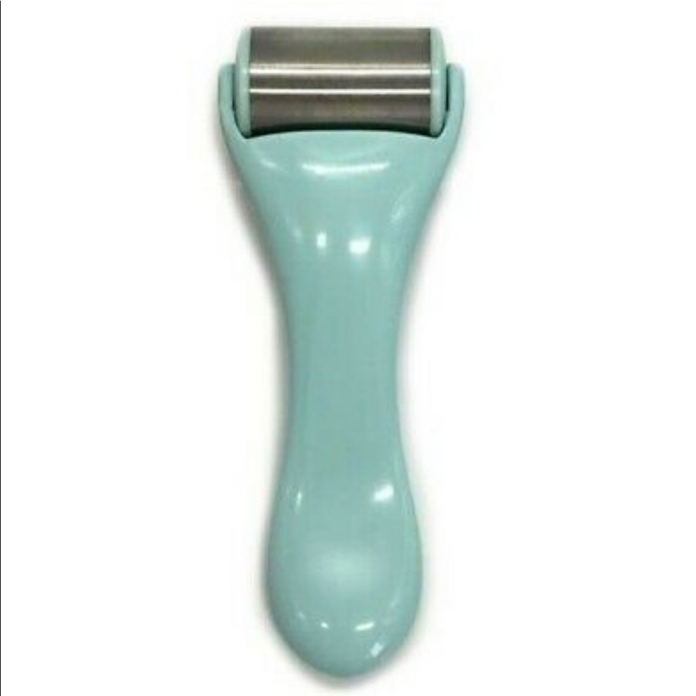 Chloe Emerald Cold Therapy Professional Ice Roller